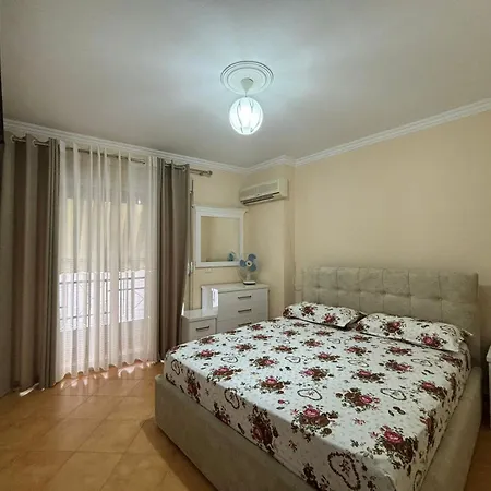公寓 Alpin Sarandë